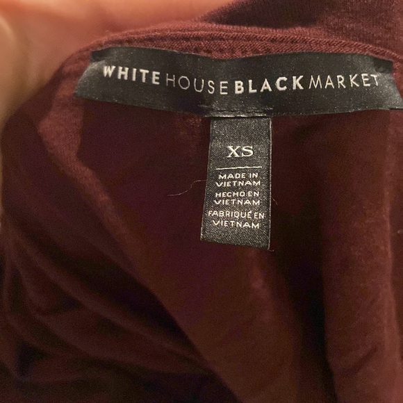 White House Black Market maroon off the shoulder blouse size XS - Picture 3 of 4
